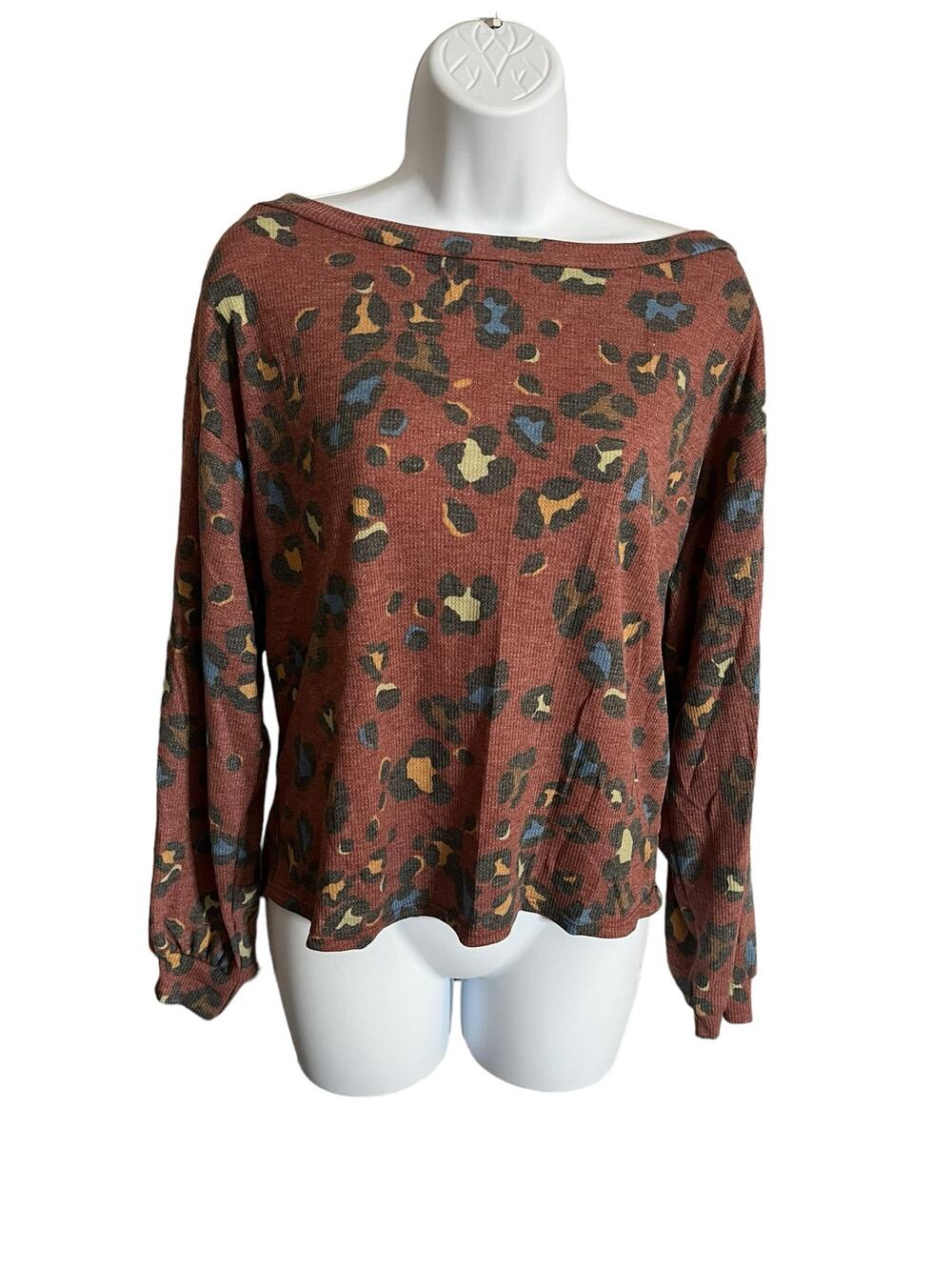 Saints & Hearts long sleeve mauve leopard print waffle knit thermal top medium